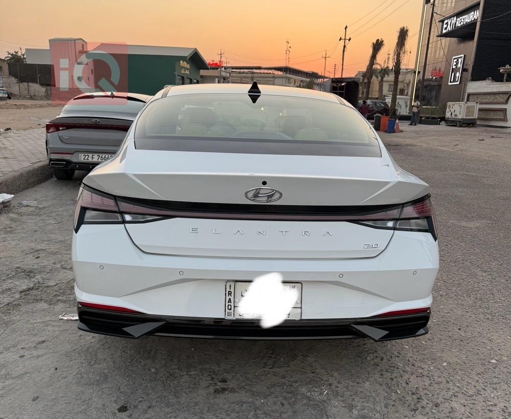 هیوندای ئەلەنترا